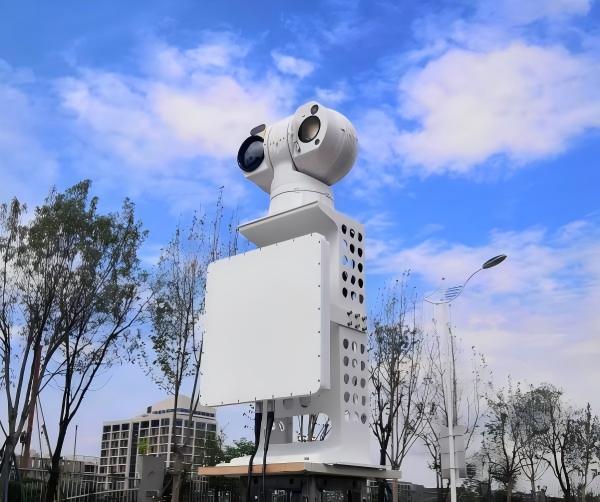 Intelligent Surveillance Thermal Camera 2km Vehicle Detection Radar Vision Fusion PTZ for Oil Field Protection