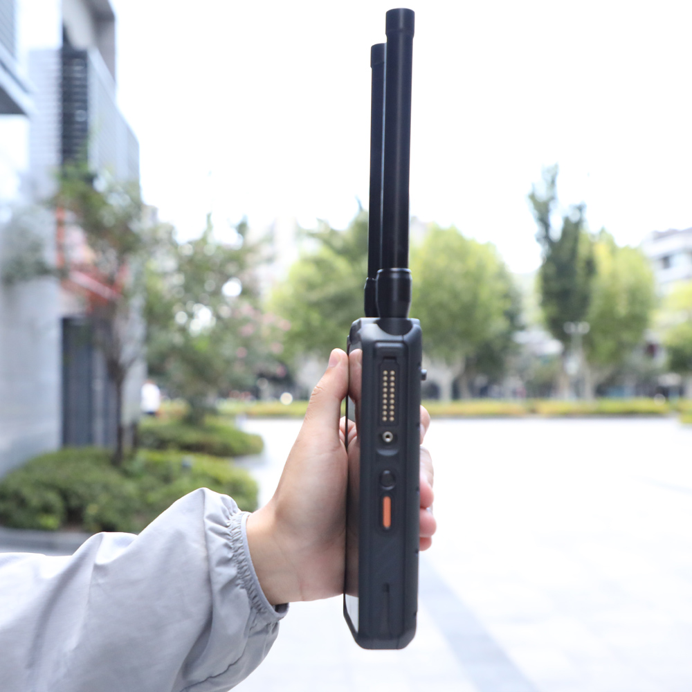 2-3km Handheld Spectrum Detector Locator 65-6000MHz Remote ID Anti-Drone RF Drone Detection