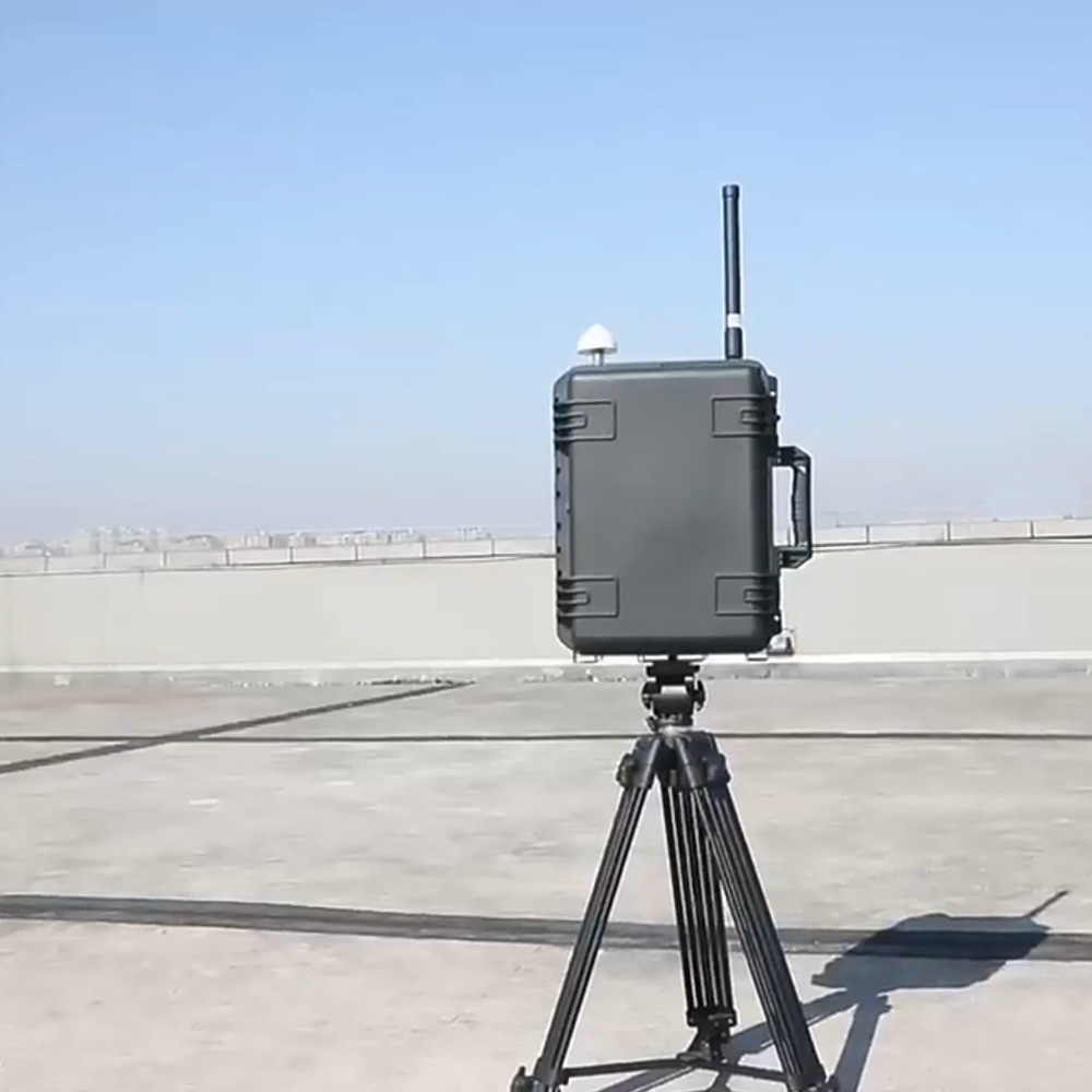 2km Glonass Portable Uavs Navigation Deception Anti Drone Equipment